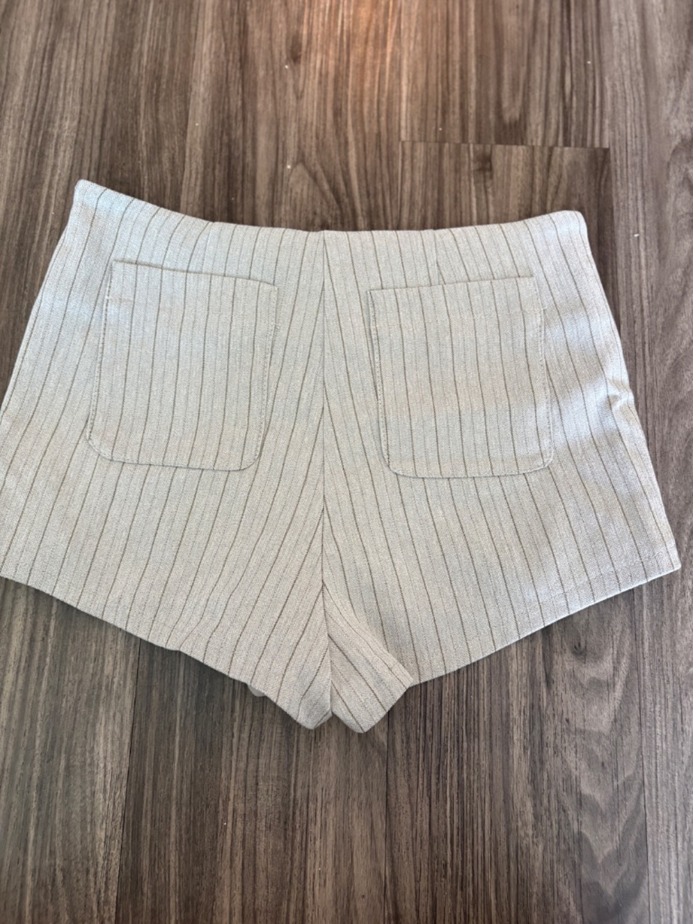 Lioness Chloe Shorts ASH STRIPE Grey Pinstripe Mini Micro Short - Picture 7 of 14